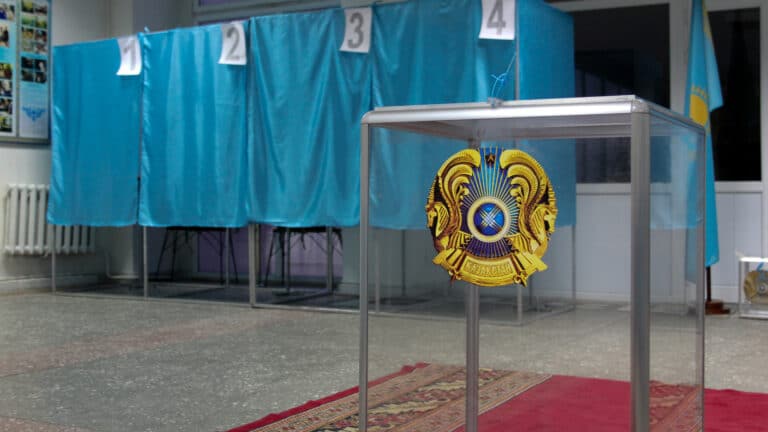 Казахстанцам показали бюллетень на референдум по Конституции