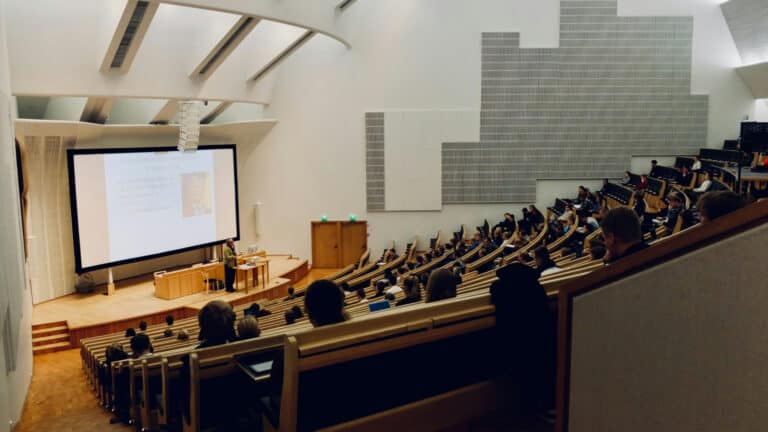 Число американских студентов в Казахстане рекордно выросло в 2025 году