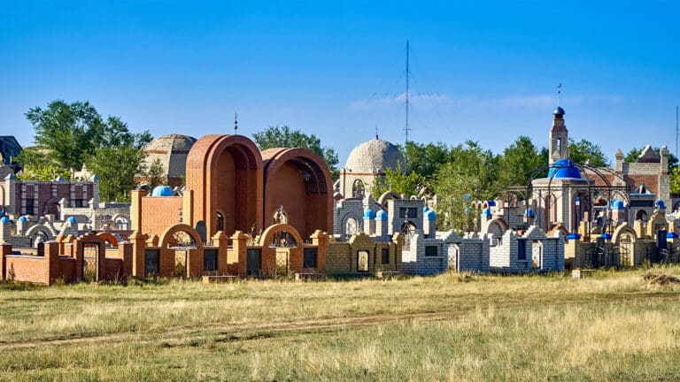 Выбрать место для захоронения в Алматы теперь можно онлайн