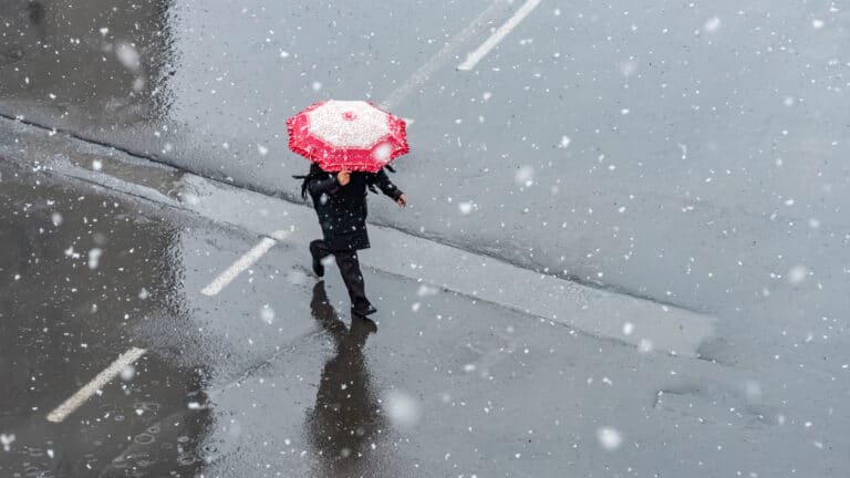 Алматинцев ждут аномальные снегопады в марте
