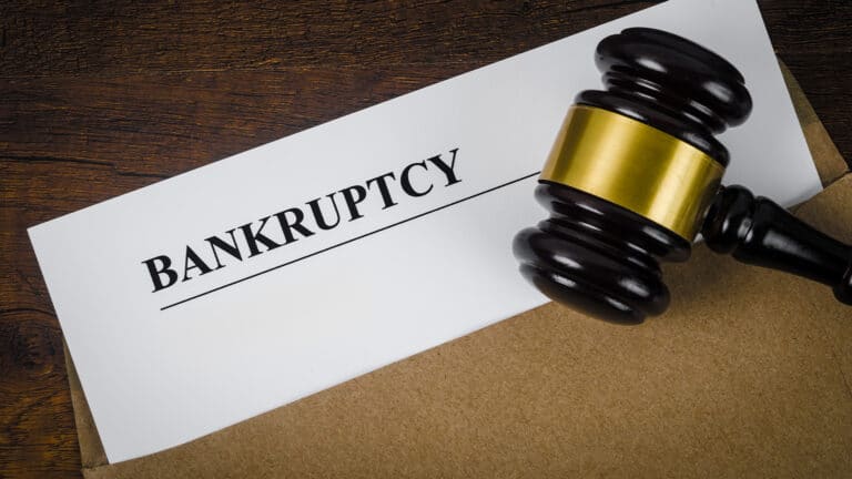 Нурбол Назарбаев снова попытался стать банкротом из-за долгов в 63 млрд