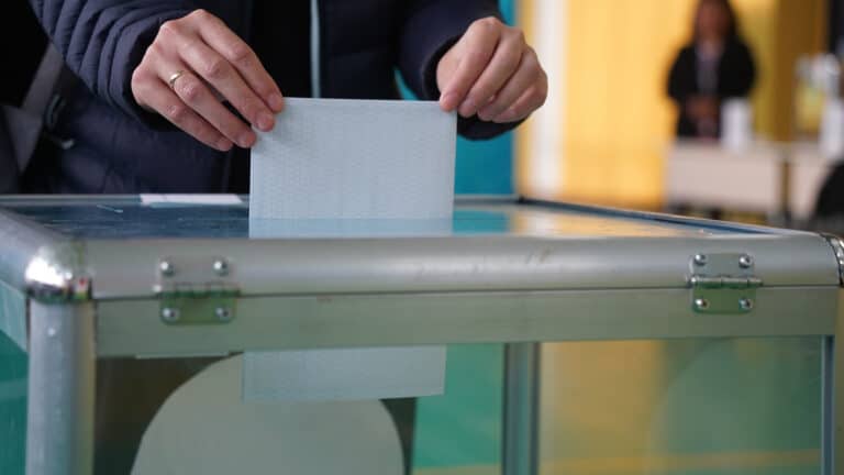 Как накажут казахстанцев за нарушения при подготовке к референдуму