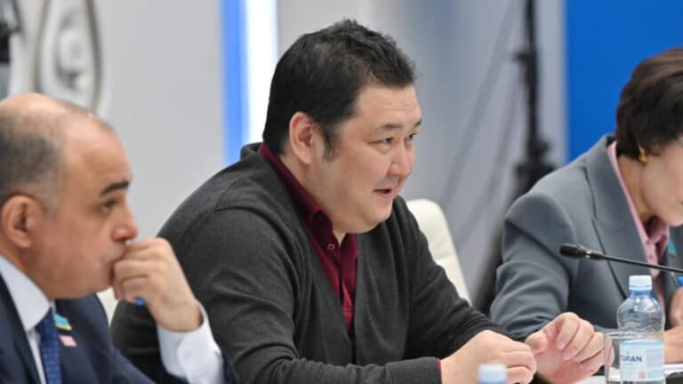 Шибутов заявил, что проект новой Конституции готов к рефрендуму