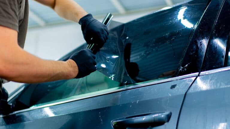 Платная тонировка авто помогла увеличить доходы бюджета Кыргызстана