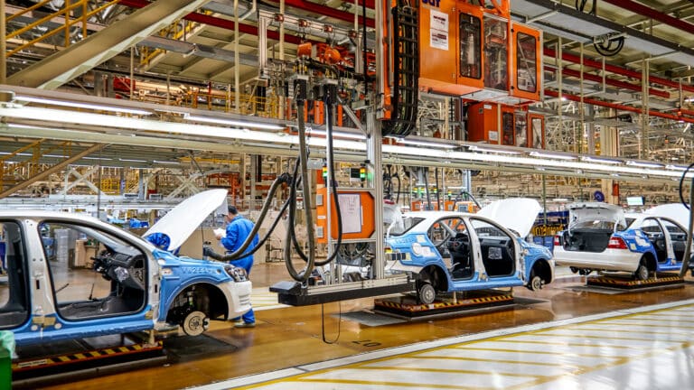 87,4% автомобилей, проданных в январе 2026 года, произведены в Казахстане