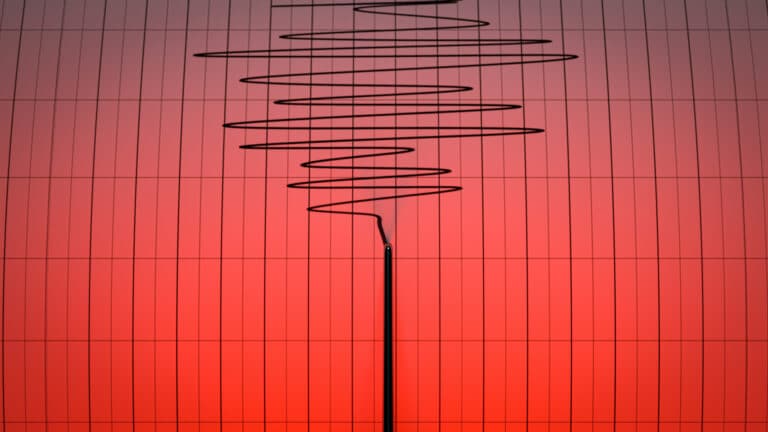 Землетрясение магнитудой 5,1 произошло в Алматы