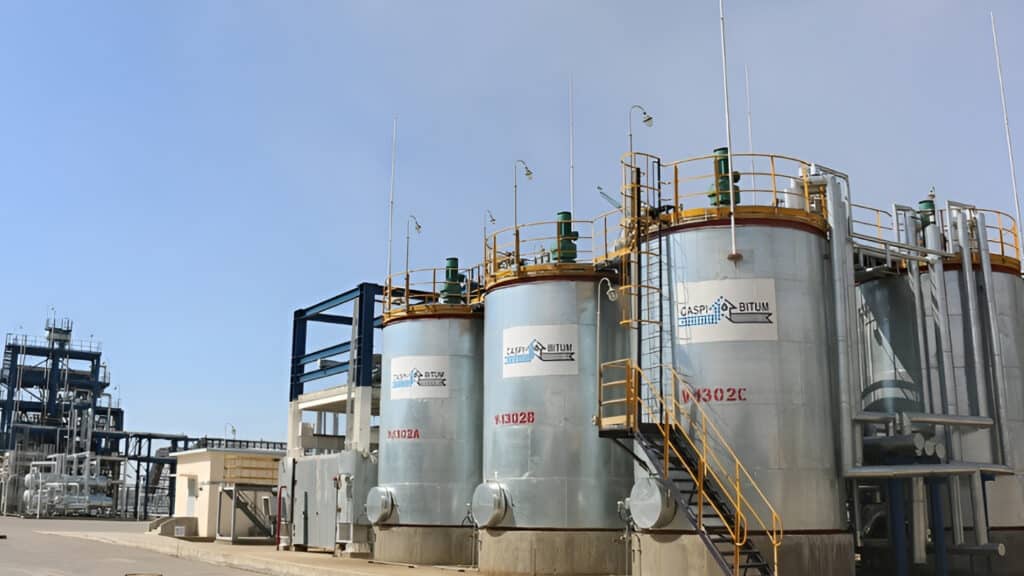 Казахстан может сократить импорт битума из России в 10 раз/caspibitum.kz, бильд-редактор: Адэлина Мамедова