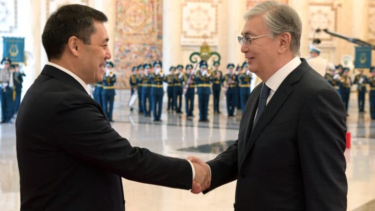 Токаев созвонился с президентом Кыргызстана Жапаровым