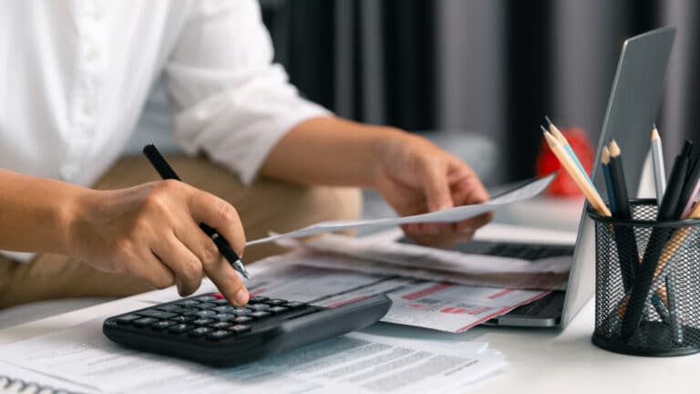 Рассрочку по налогам стало легче получить в 2026 году в Казахстане