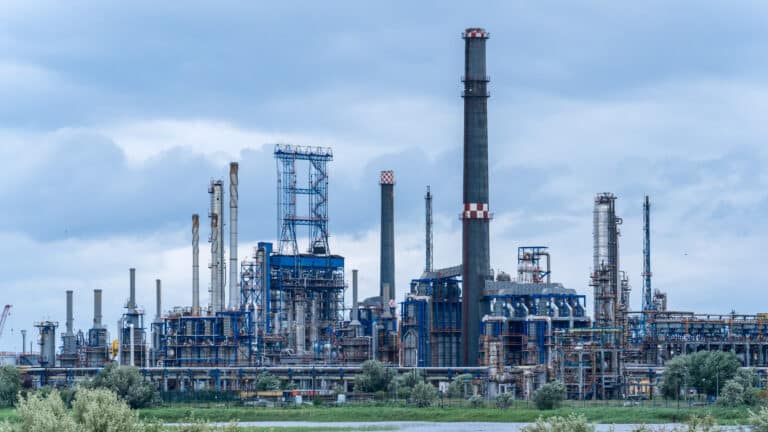 KazMunayGas plans scheduled maintenance at Romanian refineries