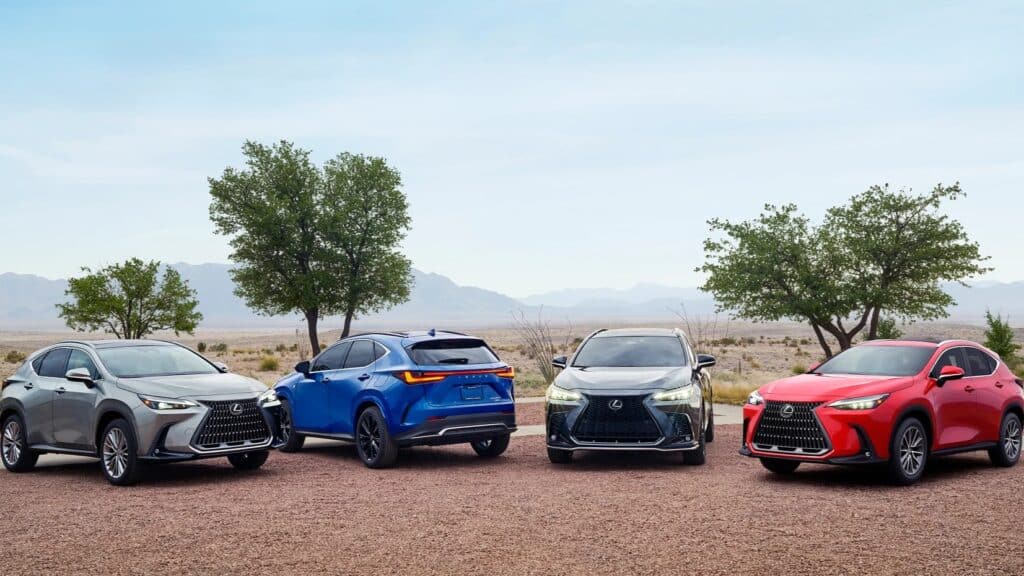 Lexus снова впереди – эксперты назвали самые надежные авто до трех лет