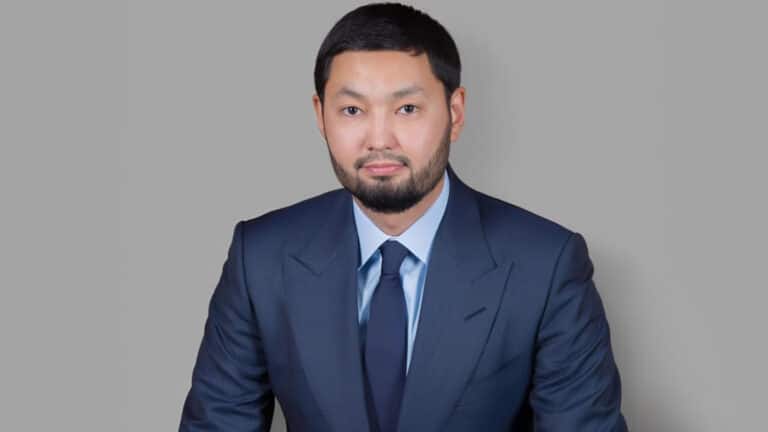 Миллионер Ракишев, пытающийся создать нефтегазовый холдинг, открыл еще одну компанию