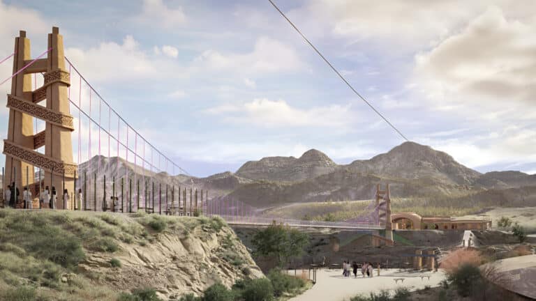 Стеклянный мост через Черный каньон за 1,5 млрд тенге показали в акимате