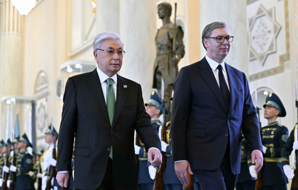 Тоқаев Ақордада Сербия президенті Александр Вучичті қарсы алды