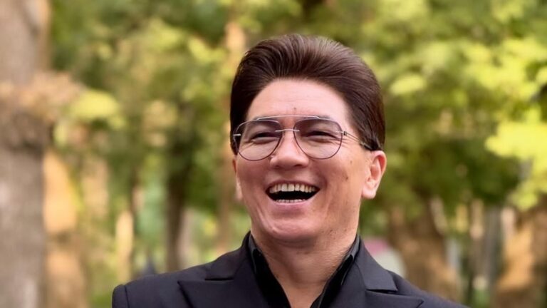 Сәкен Майғазиевтің болашақ немересіне түрік кәсіпкері тосын сый жасамақ