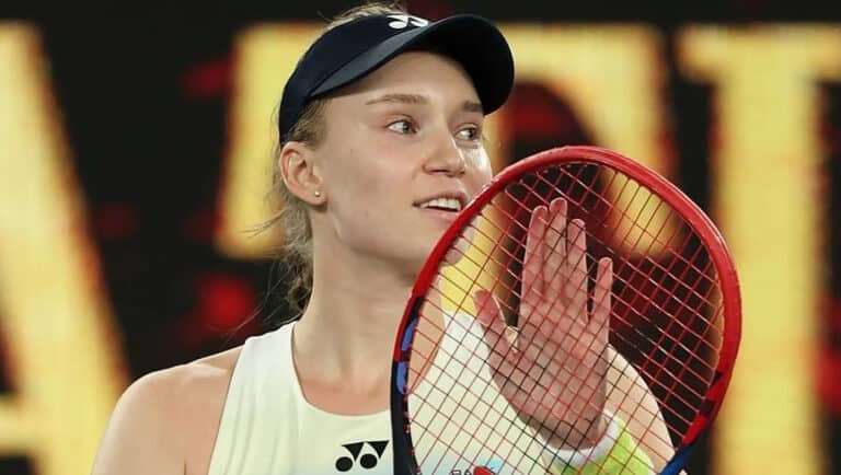 Елена Рыбакина не доиграла матч с Ружич на турнире в ОАЭ