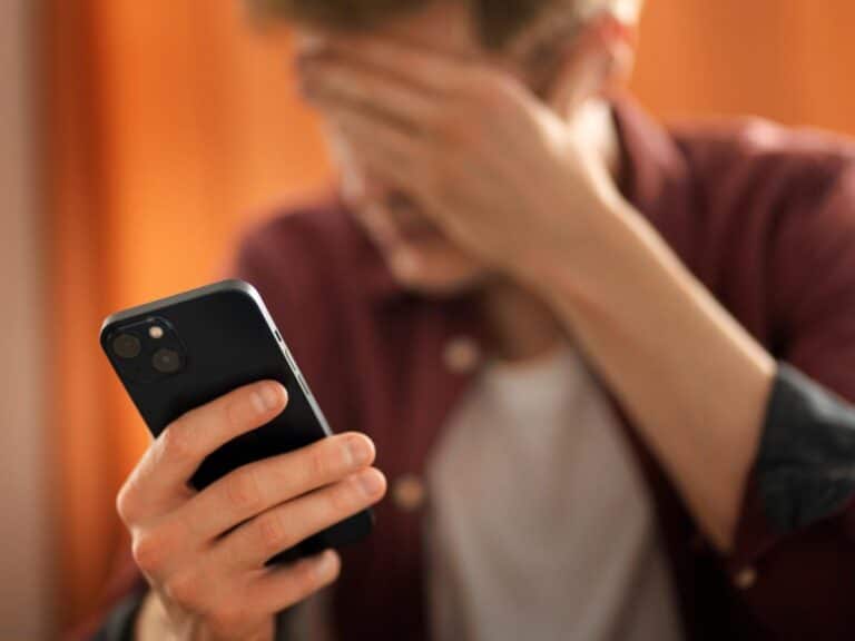 Енді мобильді операторды ауыстырғанда нөмір де өзгеріп кетуі мүмкін