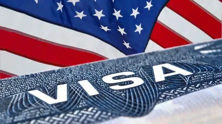 АҚШ-қа виза жасатып беремін деп 3 млн теңгені қалтаға басқан алаяқ ұсталды