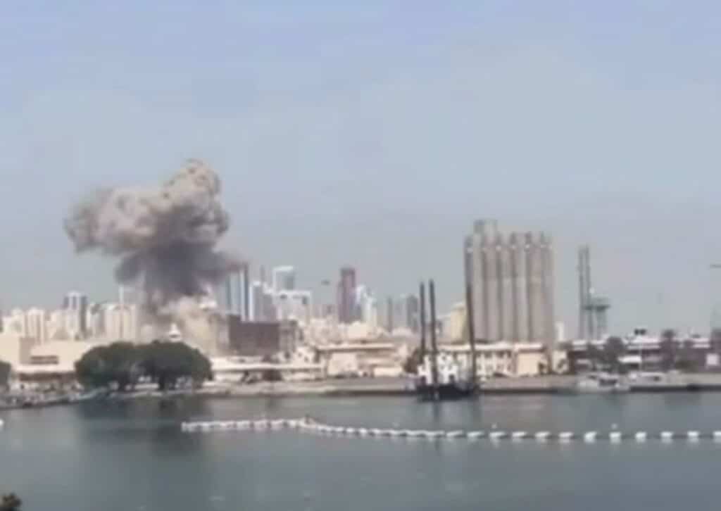 Иран Израиль мен АҚШ базасы бар араб елдеріне соққы жасады