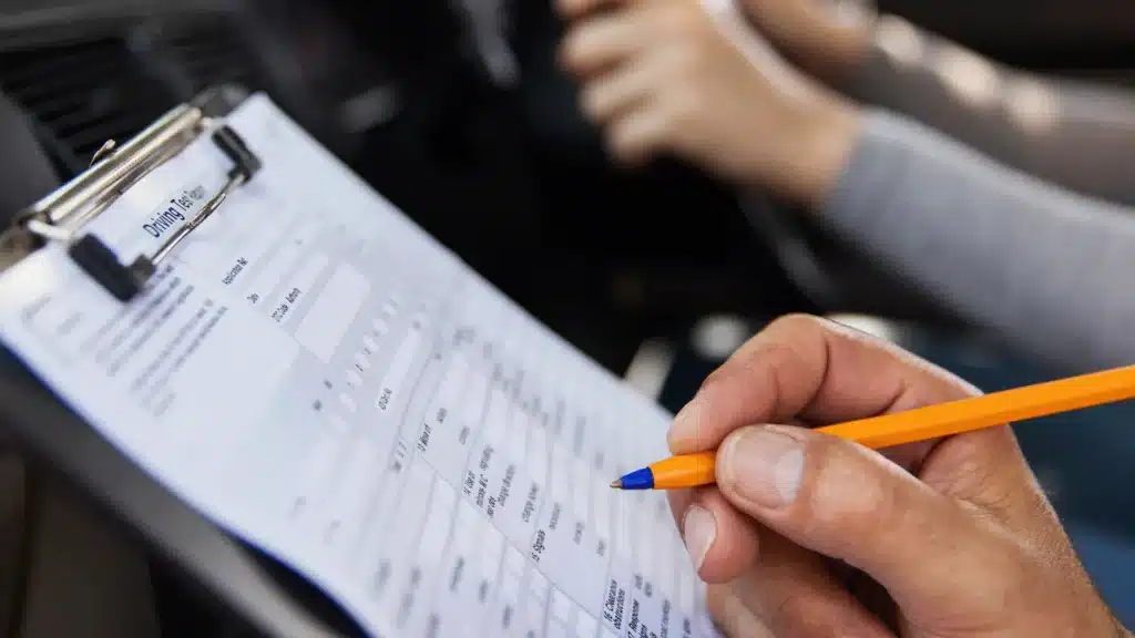 ІІМ жүргізушілерге арналған онлайн‑курстар мәселесіне нүкте қойды