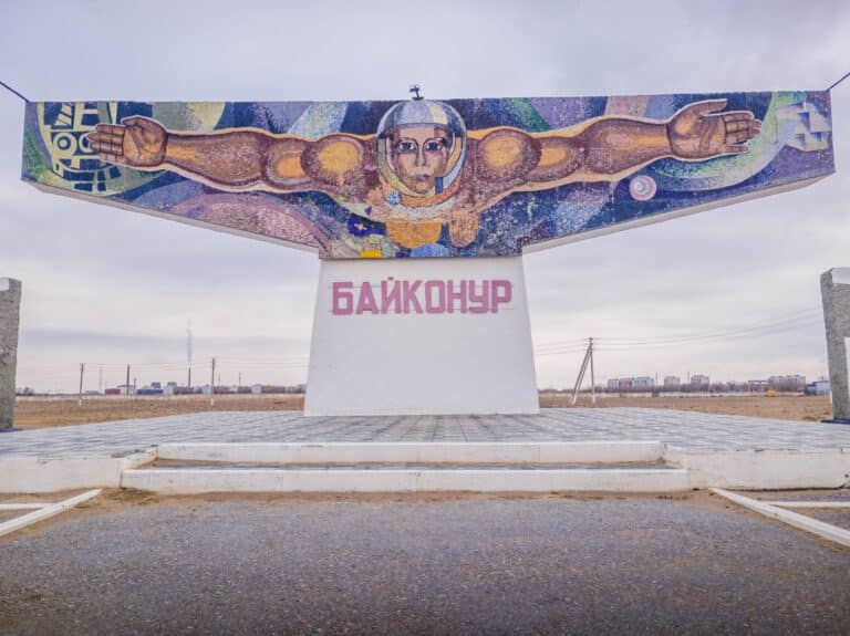 Миллиарды дадут на покупку жилья вынужденным переселенцам и жителям Байконура в РФ