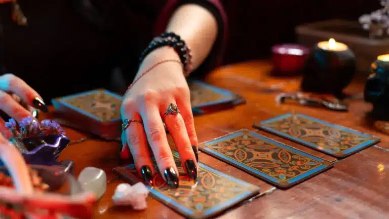 Қазақстанда бақсы-балгерлердің қызметін лицензиялау ұсынылды