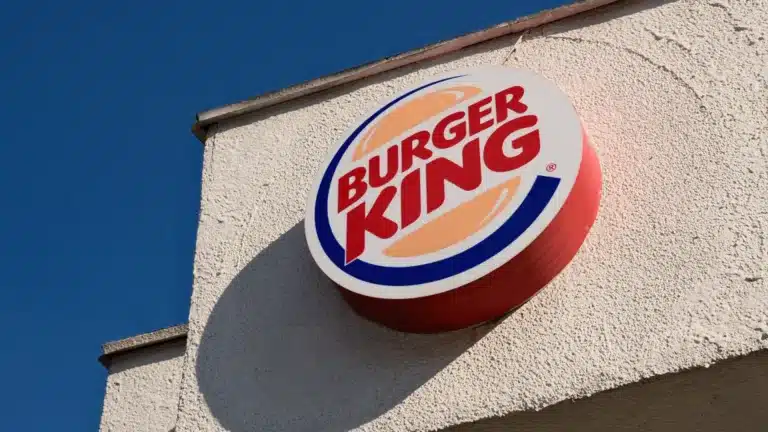 Почему казахстанцы бойкотируют Burger King