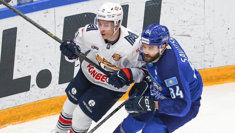 Хоккейный «Барыс» в овертайме проиграл лидеру КХЛ «Металлургу»