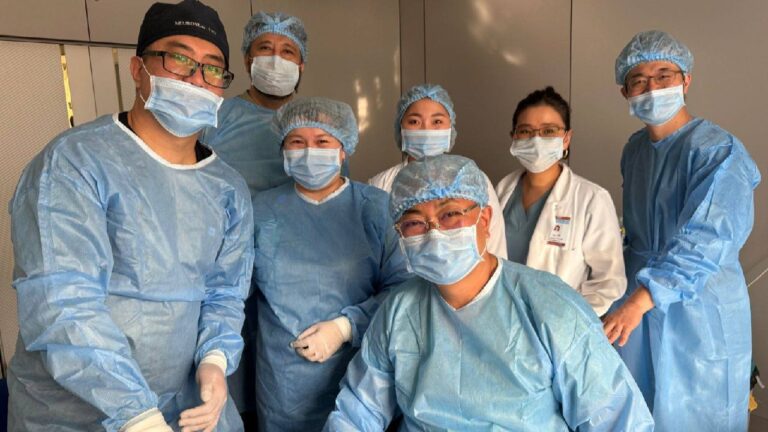 Алматыда қанқанша безінің ісігін емдеудің бірегей әдісі қолданылды