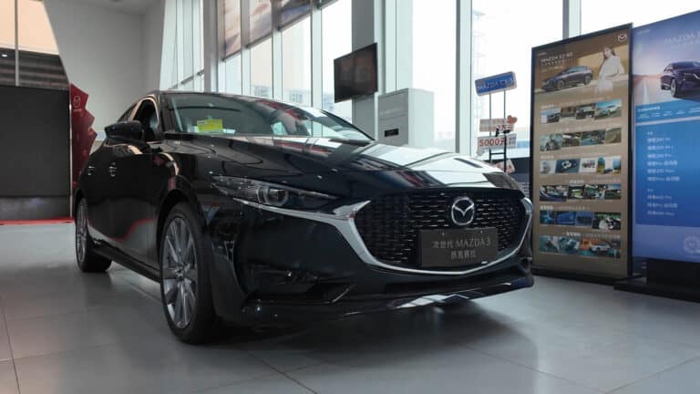 Эксперт ответил, стоит ли брать Mazda 3 китайской сборки