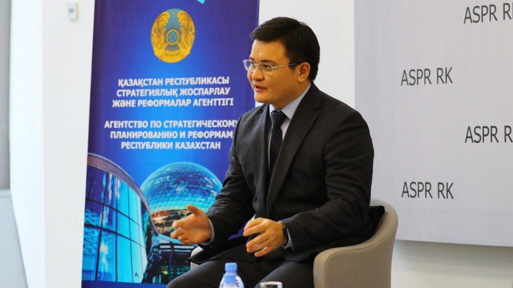 Әсет Ерғалиев президент кеңесшісі болды