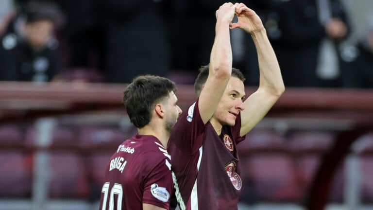 Ислам Чесноков принес «Хартсу» победу над «Фалкирком»