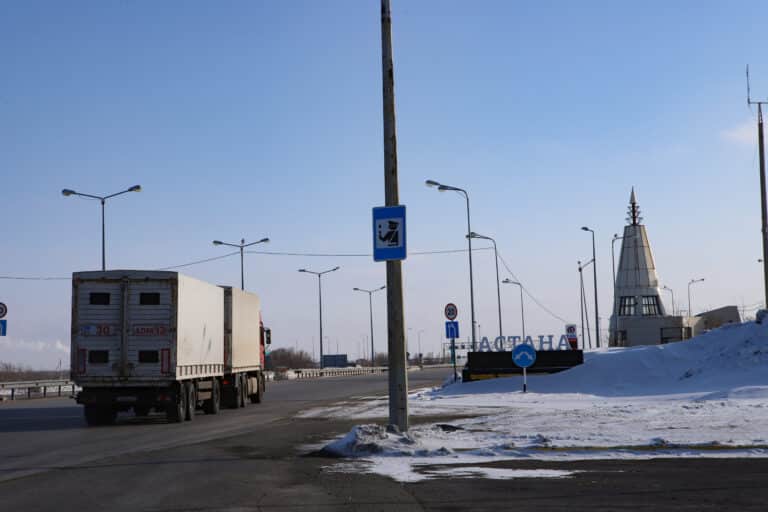 Астана маңындағы полиция бекеттері не себепті әлі алынбады