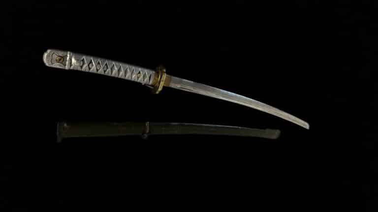 Мәсімовтің самурай қылышы жеті есе қымбат бағаға сатылды