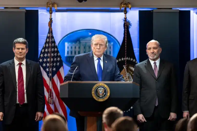 «Вас ждет очень плохой день»: Трамп пригрозил Ирану финальным ударом