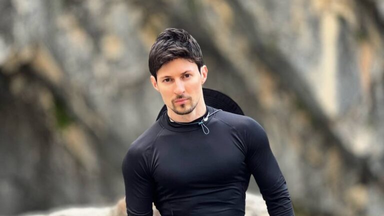 Павел Дуров раскритиковал запрет соцсетей для подростков