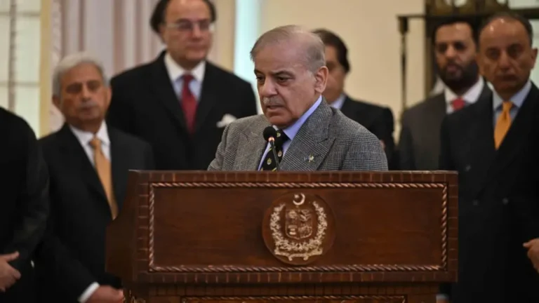 Премьер Пакистана поблагодарил Касым-Жомарта Токаева по итогам переговоров