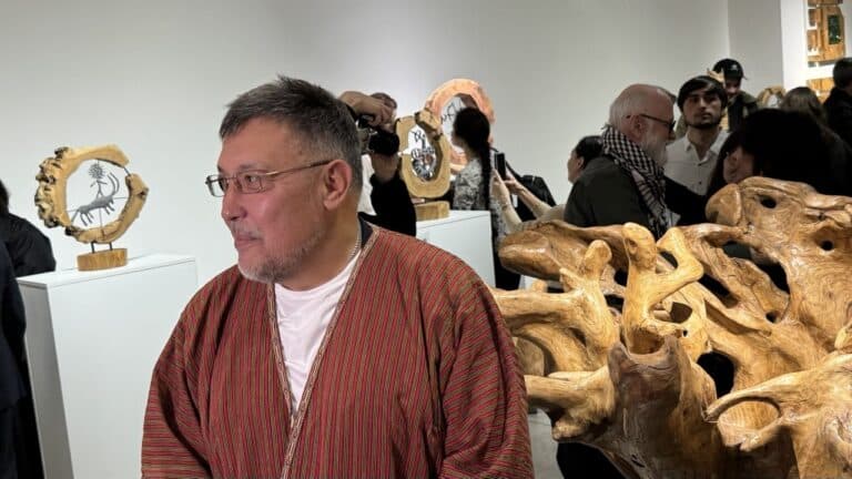 Казахстанский бизнесмен из списка Forbes показал результаты работы в арт-студии