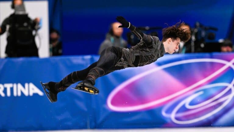 Михаил Шайдоров таза сырғанап, жүлдеден үміткер топқа кірді