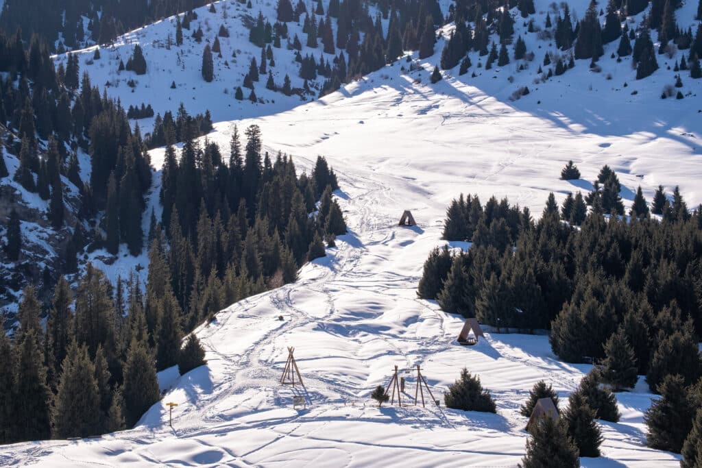 30-дан асқан ер адам: Қазақстанға келетін туристердің портреті қандай