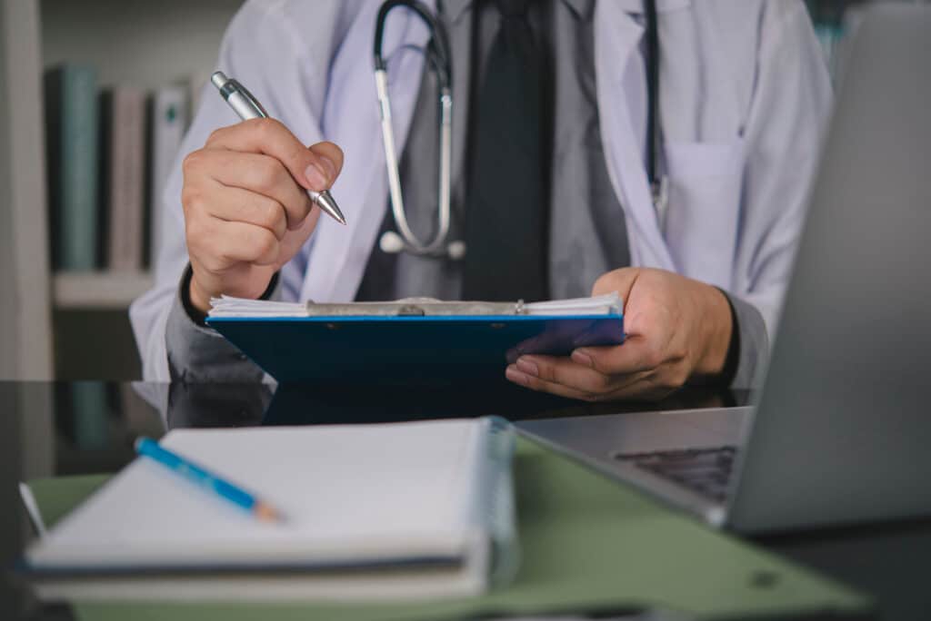 Атыраулық анасының қайтыс болғанын растайтын құжатты алу үшін сабылып жүр