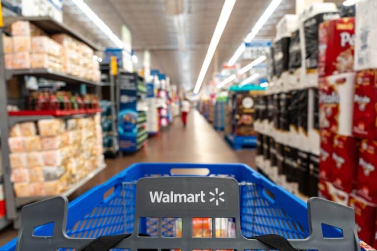 Главное к утру: подробности слияния xAI и SpaceX, отчеты Walmart и Palantir