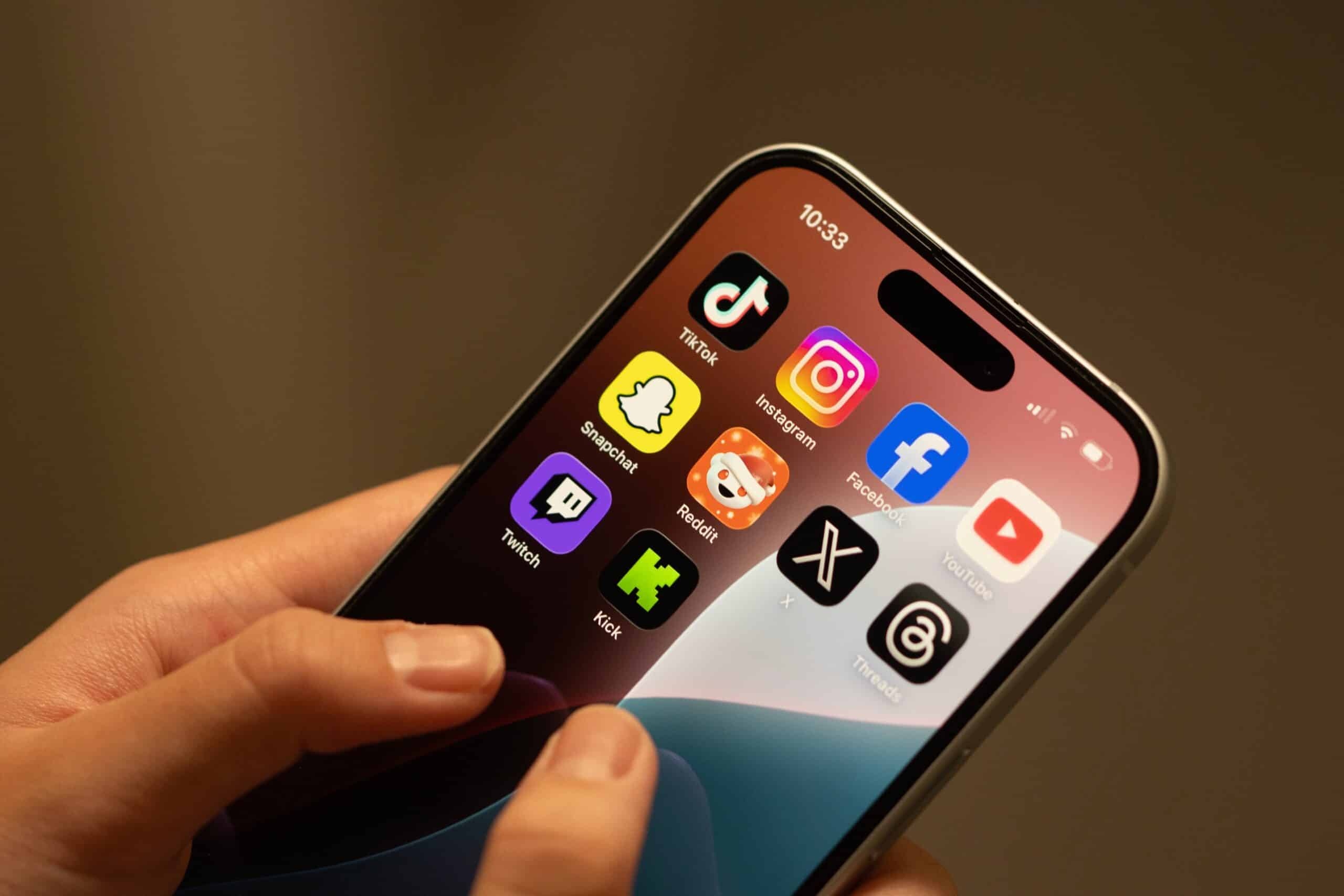 әлеуметтік желі, жасөспірім шектеу