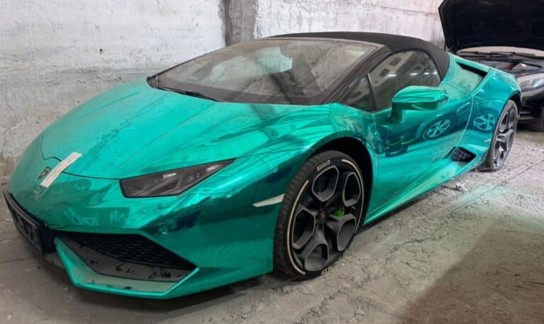 Lamborghini, который хотели подарить госорганам, выставили на торги за 343 млн тенге