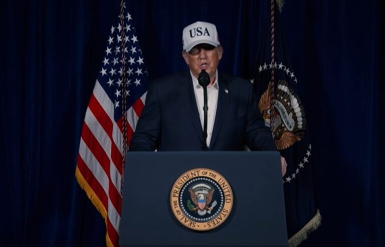 Иранға соққыдан кейін Трамп қатаң мәлімдеме жасады