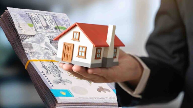 Екі пәтердің құнын төлейсің: банктер беретін ипотека неге қымбат