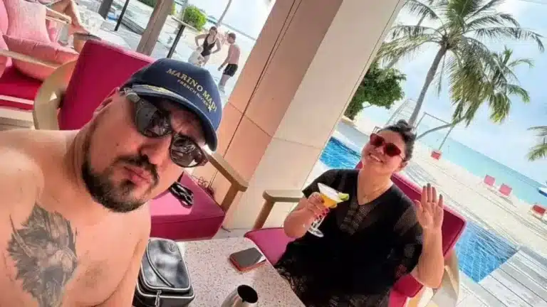 Дариға Бадықова мен Олжас Абай көрерменге көлік сыйламақ