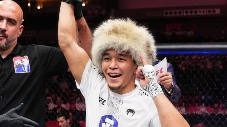 Асу Алмабаев снялся с боя против экс-чемпиона UFC Брэндона Морено: известна причина