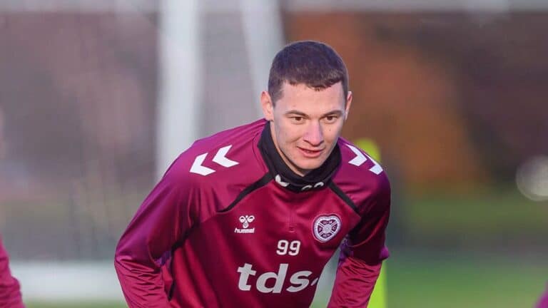 Когда Ислам Чесноков вернется в состав «Хартса»