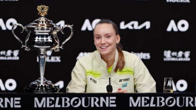 Двукратный чемпион ТБШ прокомментировал победу Елены Рыбакиной на АО-2026